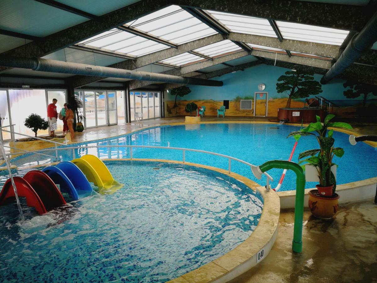 Bungalow 3Ch 2Sdb 8 Pers. Les Mathes Esterno foto
